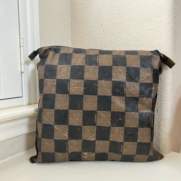 Fendi clutch - Picture 6 of 12